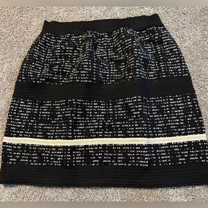 Versona Women’s Black and White Patterned Skirt